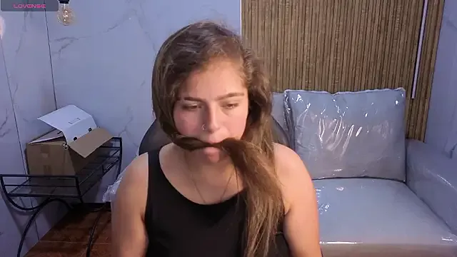 Kitten_Cam on StripChat 