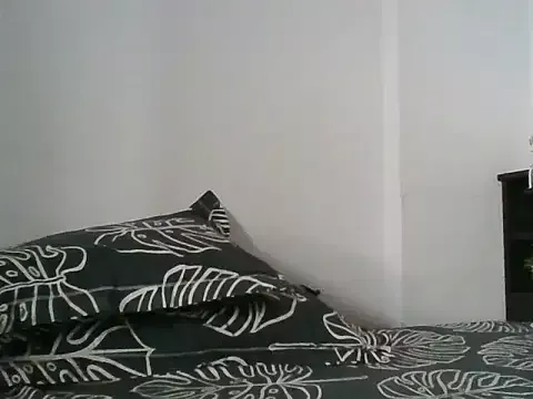 laila_10 on StripChat 