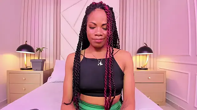 LailaDavidson on StripChat 