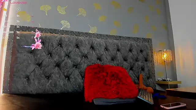 Layla_kaderr on StripChat 