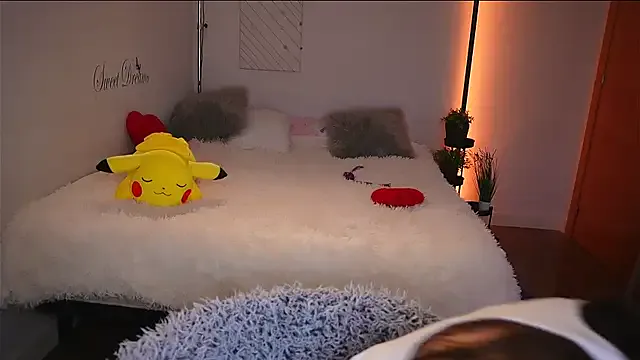 Lill_Dayna on StripChat 