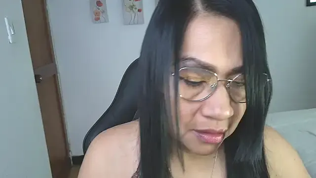LissafeetHott on StripChat 