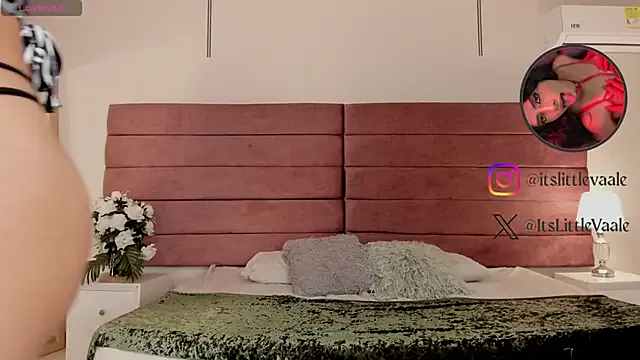 LittleVaale on StripChat 