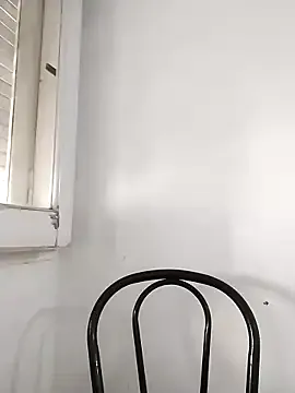 Lulita690- on StripChat 