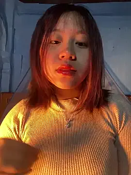 maianhcute on StripChat 