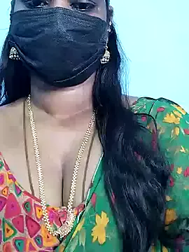 mayaa2u on StripChat 