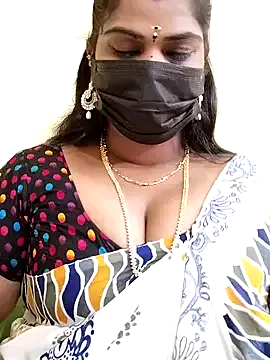 mayaa2u on StripChat 