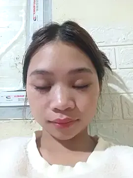 Mayy1 on StripChat 