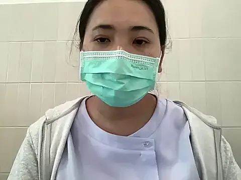 mini_unicorn on StripChat 