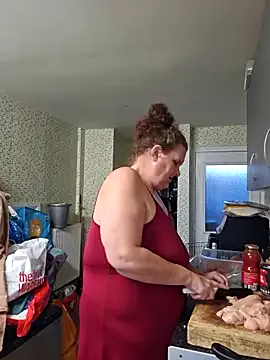 MissQueenBeex on StripChat 