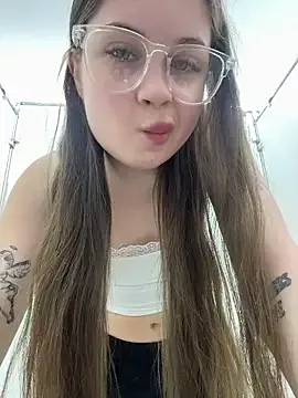 mmelicious on StripChat 