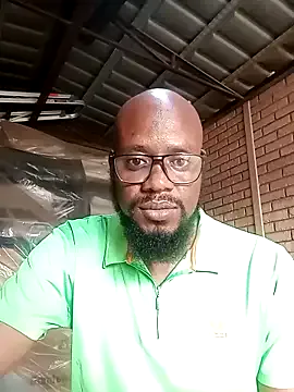 MnandipipiGp on StripChat 