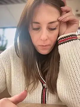 MommmyYummy on StripChat 