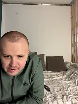 MrMrsRight on StripChat 