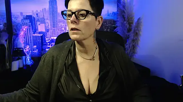 ninarandmann on StripChat 