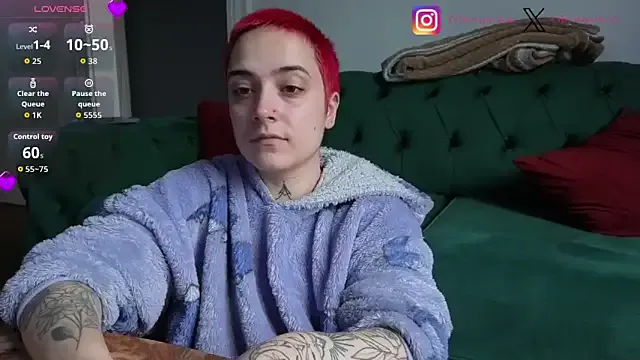 OllympeKaii on StripChat 