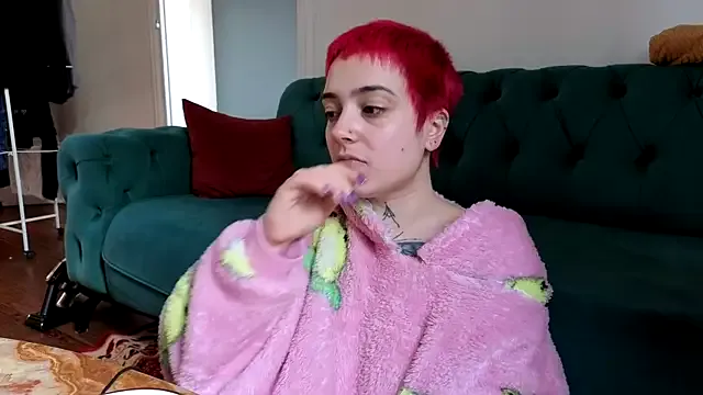 OllympeKaii on StripChat 