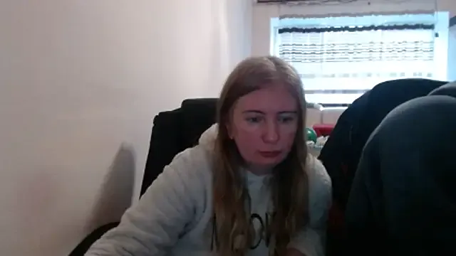 PeterAndJen on StripChat 