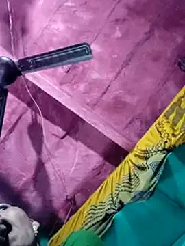 Pooja750 on StripChat 