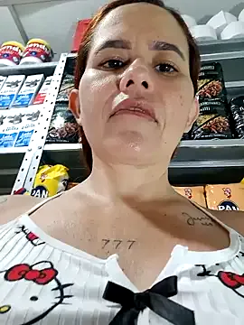 Queen_lorena on StripChat 