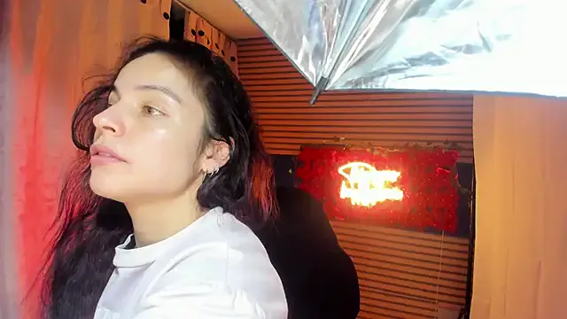 rosse_2504 on StripChat 