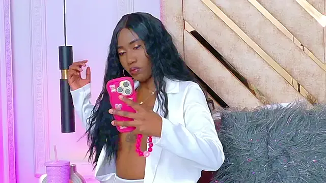 Rossie-Cameron on StripChat 