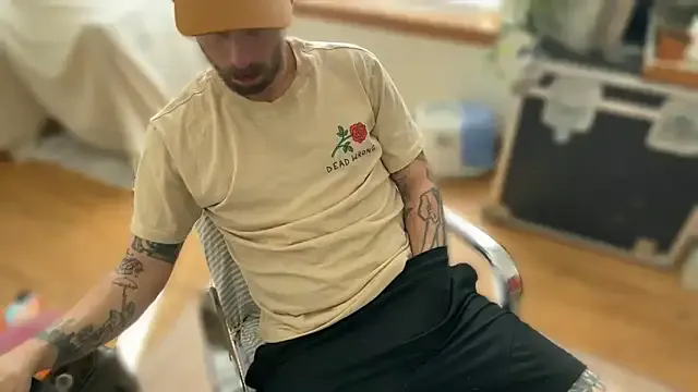 RuffClvb on StripChat 