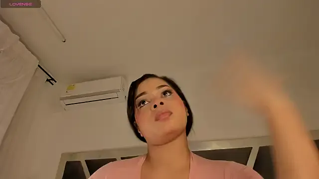 Samanntha_Rose on StripChat 