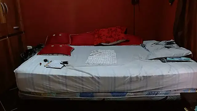 Sasharosee2 on StripChat 