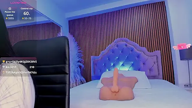 SelenaStonne on StripChat 