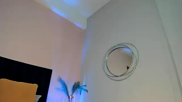 SeleneLujan on StripChat 