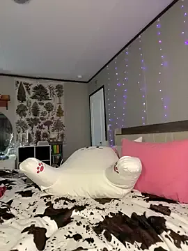 Sweetdee222x on StripChat 