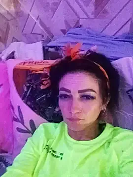 SweetLeila40 on StripChat 