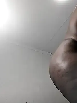 SweetSavage18 on StripChat 