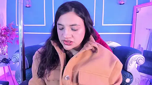 TaraTaylorr on StripChat 