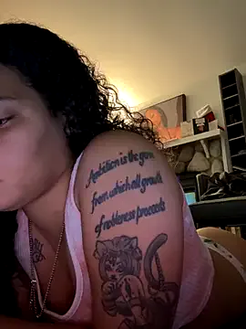 tastylolaaa on StripChat 