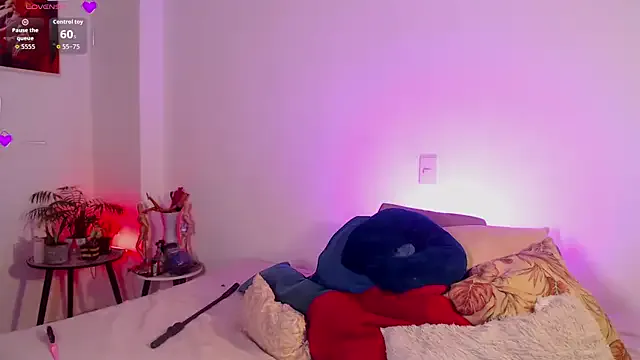 Theevae on StripChat 