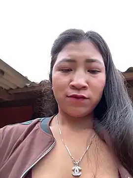 ThiHa003 on StripChat 
