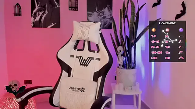 VelvetVampiree on StripChat 