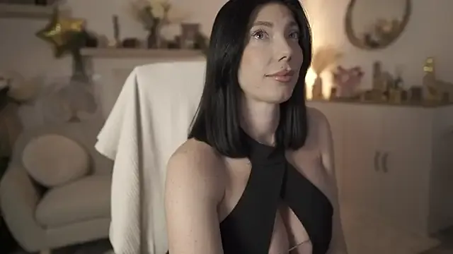 ViviRuth on StripChat 