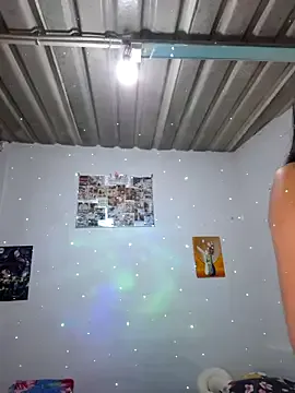 Yelena_77 on StripChat 