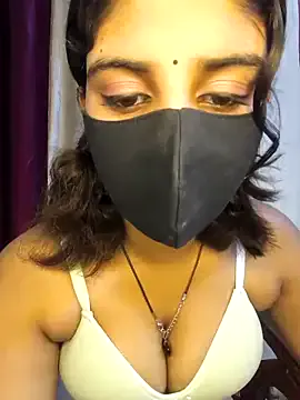 Zaayaa_2 on StripChat 